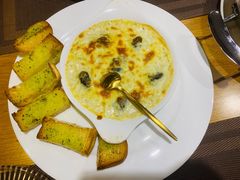 法式奶酪焗蜗牛-LUCCA卢卡西班牙海鲜饭(远洋广场店)
