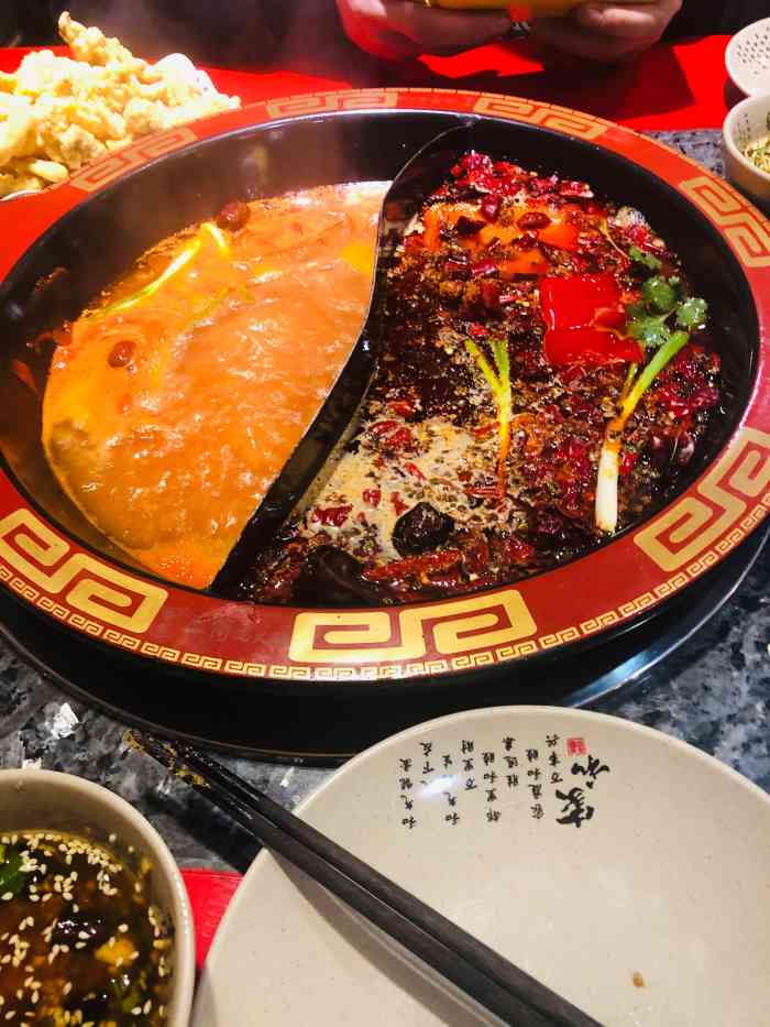 重庆二筒老火锅(安贞店)-"之前在大众点评上买了重庆二筒火锅(安贞店.