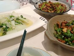 -丹江口渔村·湘味厨房(桃园店)
