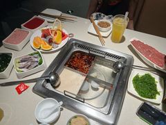 -海底捞火锅鲜切牛肉主题店(长寿路店)
