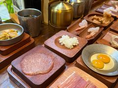 -银米·云南传统过桥米线(双廊黑金冠店)