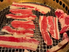 -铭牛烧肉·和牛海鲜自助(高新月牙湖店)