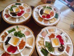 -芸南道·过桥米线(昆明老街旗舰店)