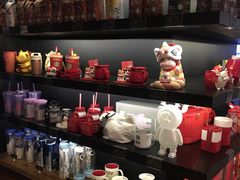 零售区-星巴克臻选(上海长风大悦城店)