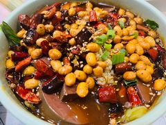 -泉哥小平房串店