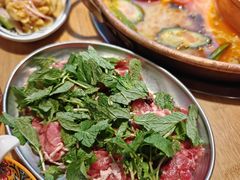 -洱火云南酸菜牛肉火锅(石景山当代商城店)