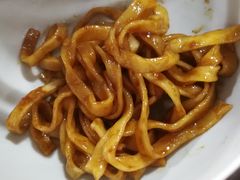 -内蒙焖面大盆骨餐馆(山大路店)