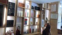 大厅-简法造型·品牌形象店