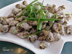 -覃记海鲜美食餐厅