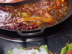 -乖嬢嬢重庆老火锅(南联店)