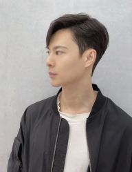 -一家只做男发烫染的店