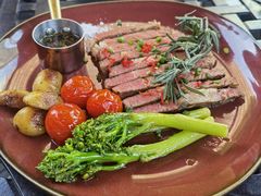 -BROWNSTONE布朗石西班牙餐厅(富城店)