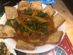 喀什馕包肉-楼兰古丽·新疆菜(大唐西市店)