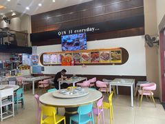 -覃记海鲜美食餐厅