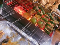 -老广烧烤(骆驼山康馨园店)