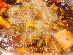 -肖肖酸萝卜鱼火锅(总店)