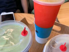 霸气冰淇淋牛油果-奈雪的茶(石厦时代广场店)