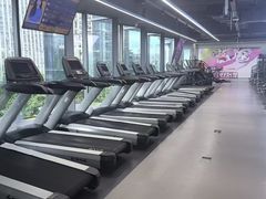 -超鹿运动(五四路恒力城店)