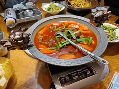 -黄泥岗·地道湖北菜(奥特莱斯店)