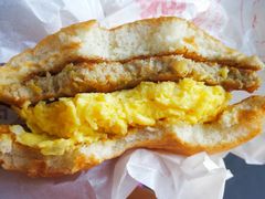 猪柳炒双蛋堡-麦当劳(展览路店)