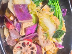 -万记麻辣烫国展总店