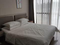 -上海怡沁园度假酒店