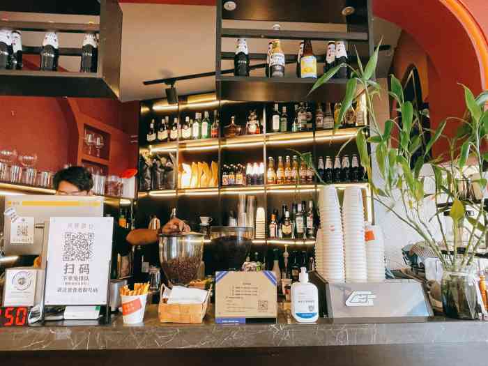 风陵渡口咖啡酒馆(琴屿路店)