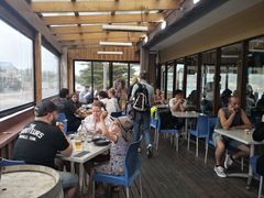 -12 Rocks Beach Bar Cafe