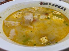 -渝是乎酸菜鱼·川渝小炒(新世界百货望京店)