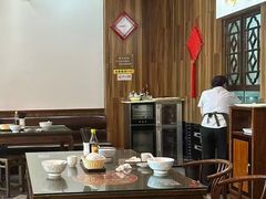 -笑来喜馄饨小笼工坊(通扬路店)