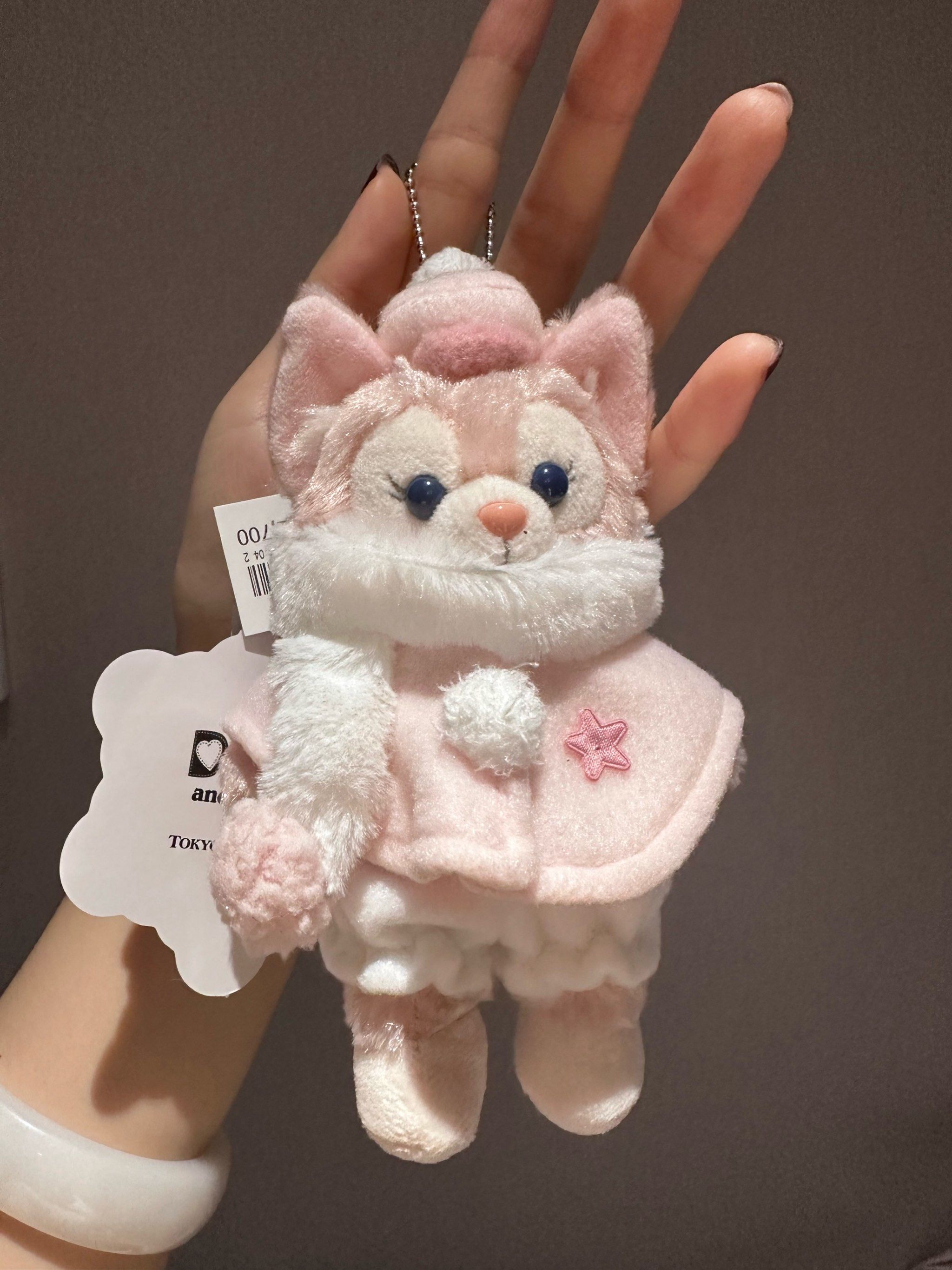 \\n想get同款穿搭了粉嫩嫩的冬天❄️\\n\\n东京迪士尼