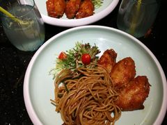 -K+全国连锁KTV(绿地缤纷天地店)