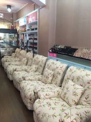 -生活指亮美甲店