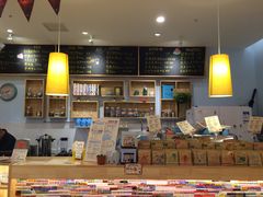 -猫的天空之城概念书店(印象城购物中心店)