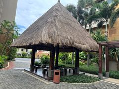 -三亚湾海居雅高铂尔曼度假酒店