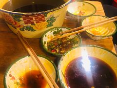 -拈签一笑黄牛肉辣卤串串