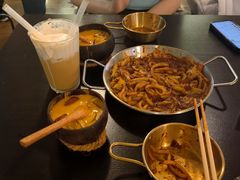 -满格嗦新疆椒麻鸡火锅.炒米粉(川大江安校区店)