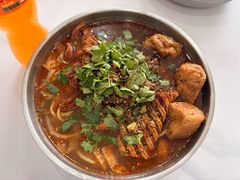 -鹍记特色牛杂面