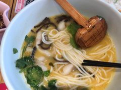 菌汤肥牛豆花过桥米线-云味馆·云南菜·云南米线(沙井华润店)