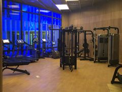 -上海滴水湖皇冠假日酒店