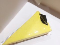 -UNI UNI(环亚凯瑟琳店)