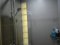 -两棵枇杷树