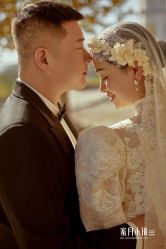 -苏菲亚婚纱摄影