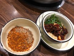 -乡土黄·鲜牛肉火锅·小龙虾(兴业街店)