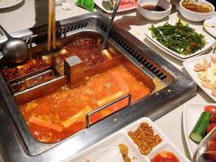 -海底捞火锅鲜切牛肉主题店(长寿路店)