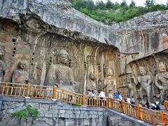 -龙门石窟