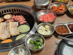 -香猪坊韩国烤肉专属门店(魏公村店)