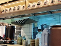 -馋三尺蟹粉小笼(人民广场店)