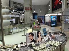-吴良材眼镜(七重天新视场店)