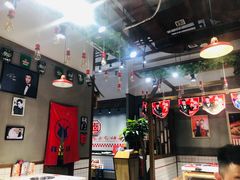 -喜悦小串丹东小黄牛海鲜烧烤大排档(民主广场店)